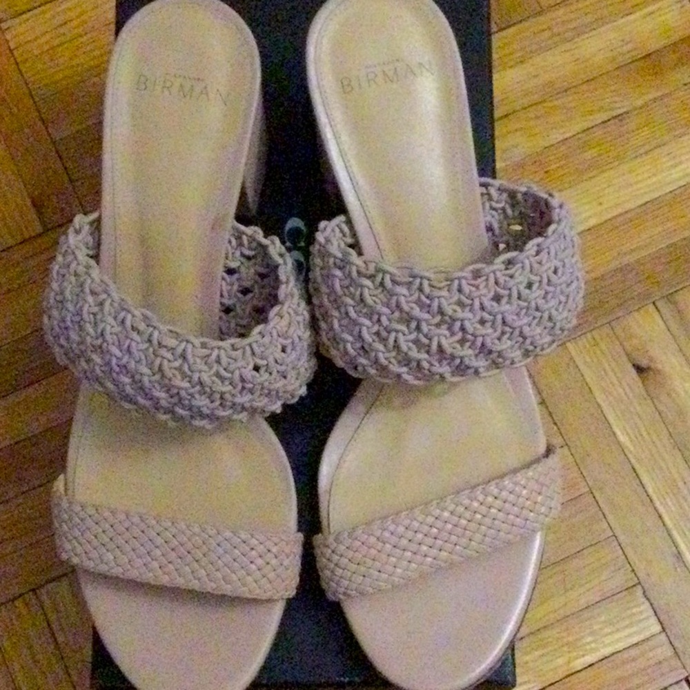 Alexandr Birman women sandals tan color,size 9 1/2